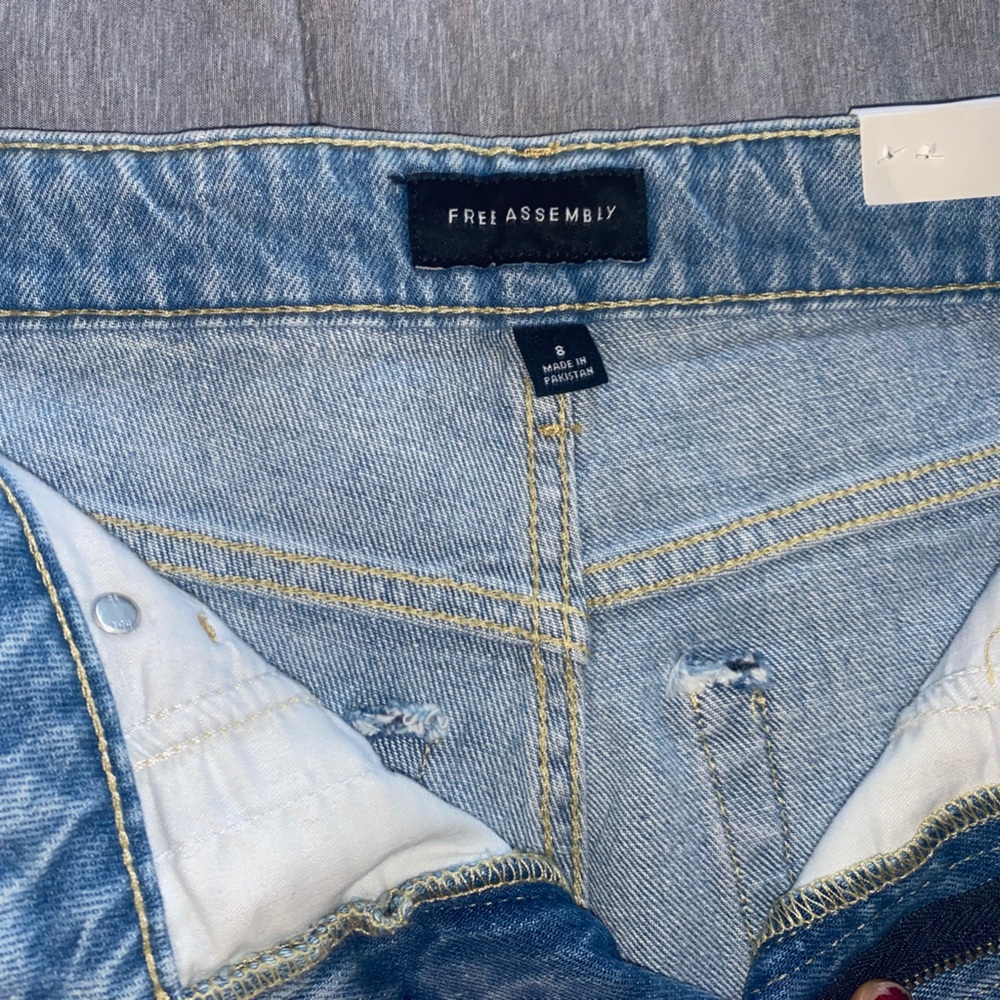 Super High Rise Ripped Jeans - Picture 2 of 15